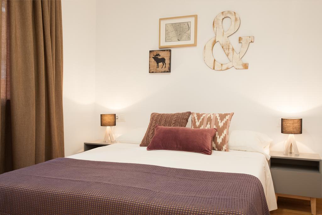 Click&Flat Europa Fira Apartments L'Hospitalet de Llobregat Exterior foto