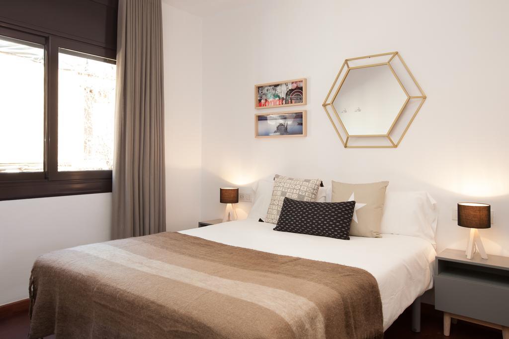 Click&Flat Europa Fira Apartments L'Hospitalet de Llobregat Exterior foto